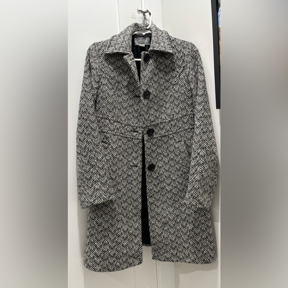 EUC Ann Taylor wool coat